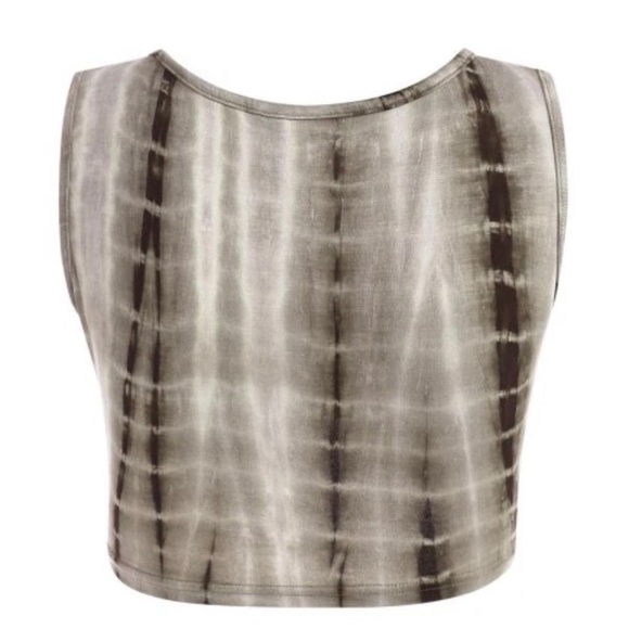 Tie Dye Twist Crop Plunge Tank Top - Picture 2 of 4